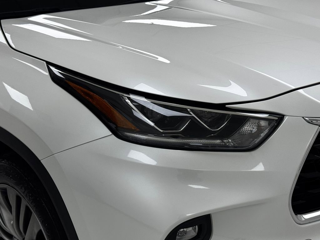 Used 2020 Toyota Highlander Platinum image 34