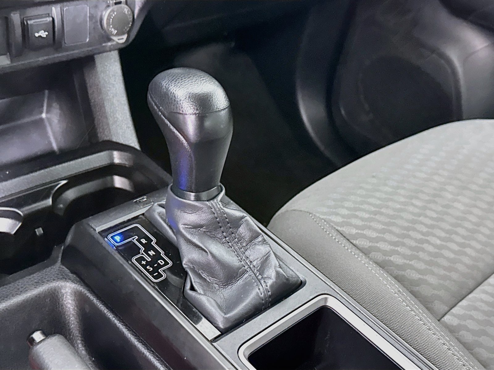 Certified 2023 Toyota Tacoma SR AWD/4WD image 16