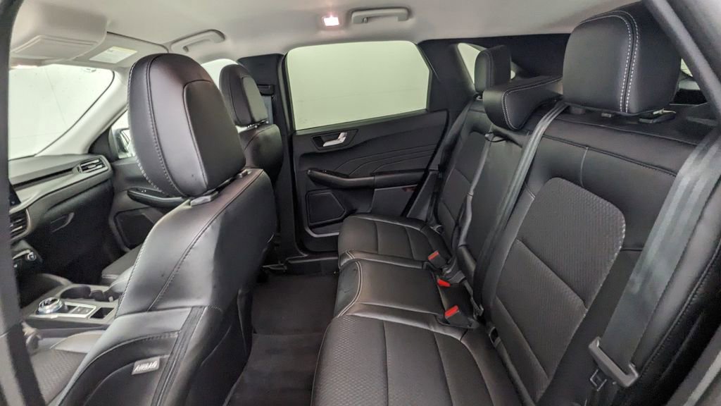 New 2026 Ford Escape SE image 34