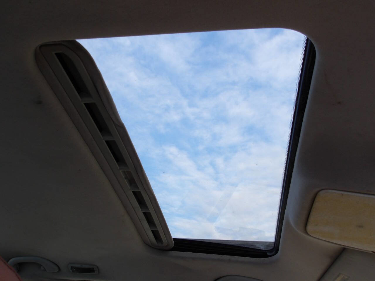 Used 2005 Volkswagen Jetta GLS image 34