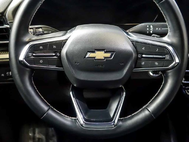 Used 2026 Chevrolet Traverse LT AWD/4WD image 19