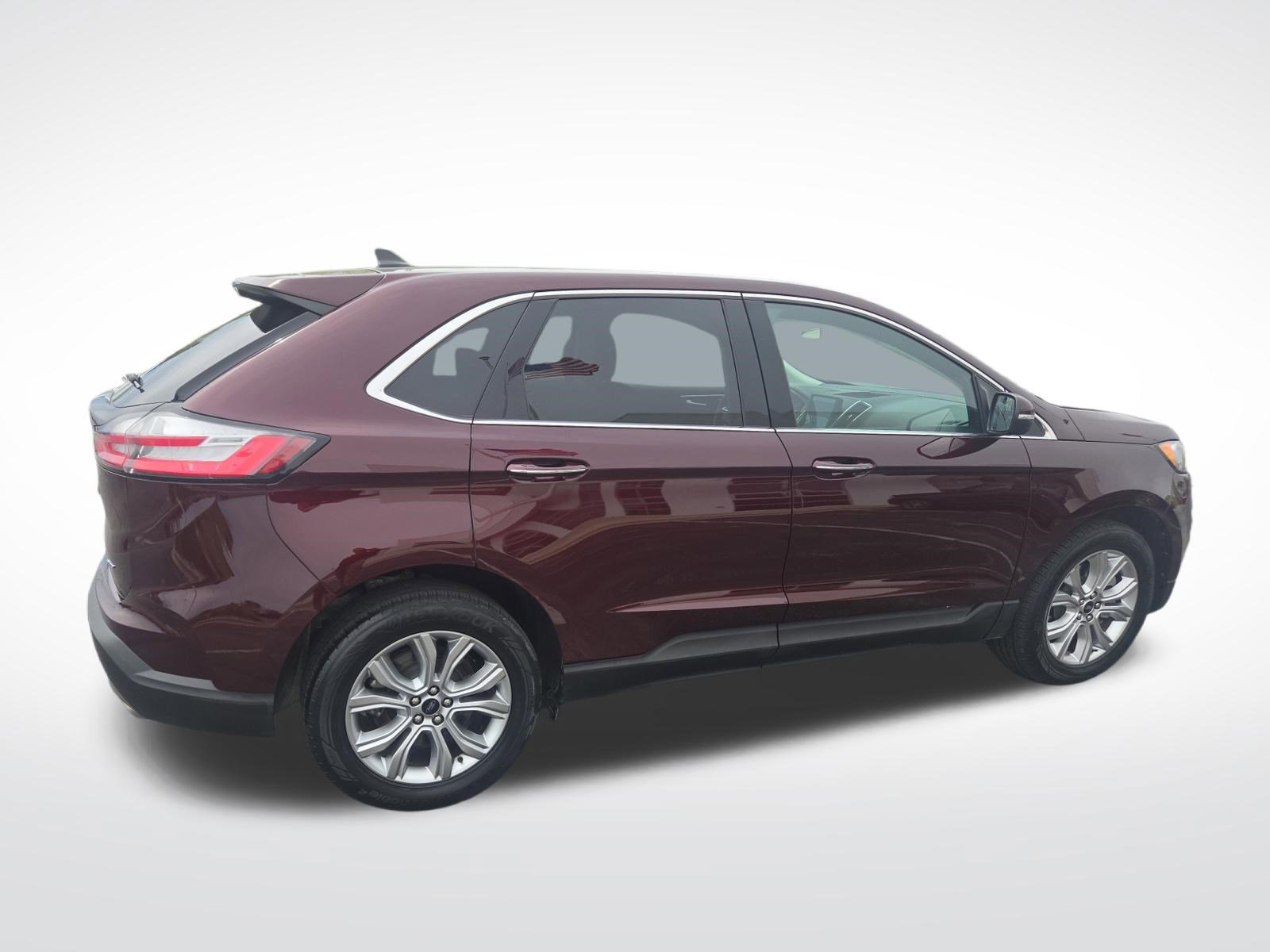Certified 2023 Ford Edge Titanium AWD/4WD image 5