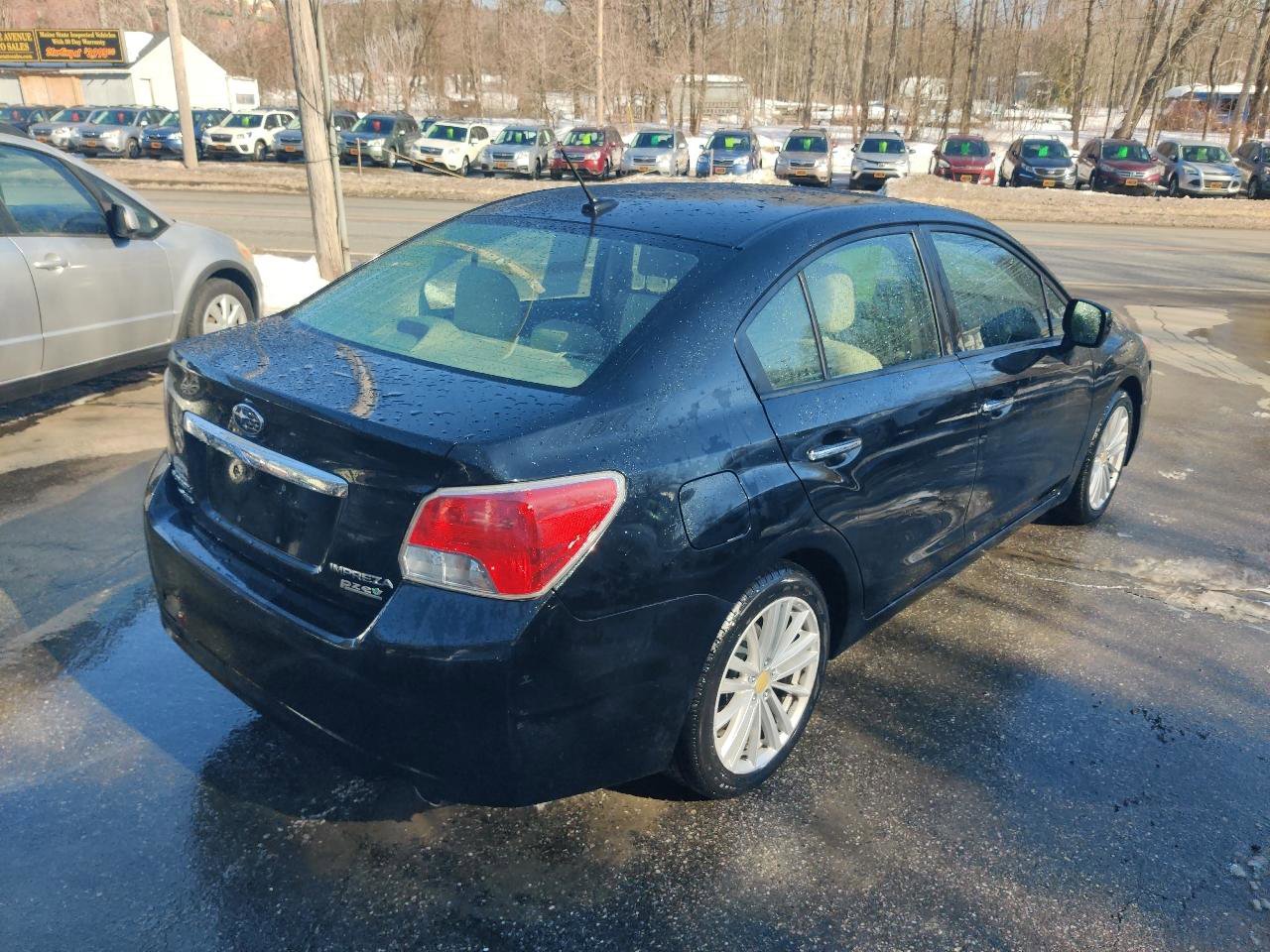 Used 2012 Subaru Impreza 2.0i Limited image 6