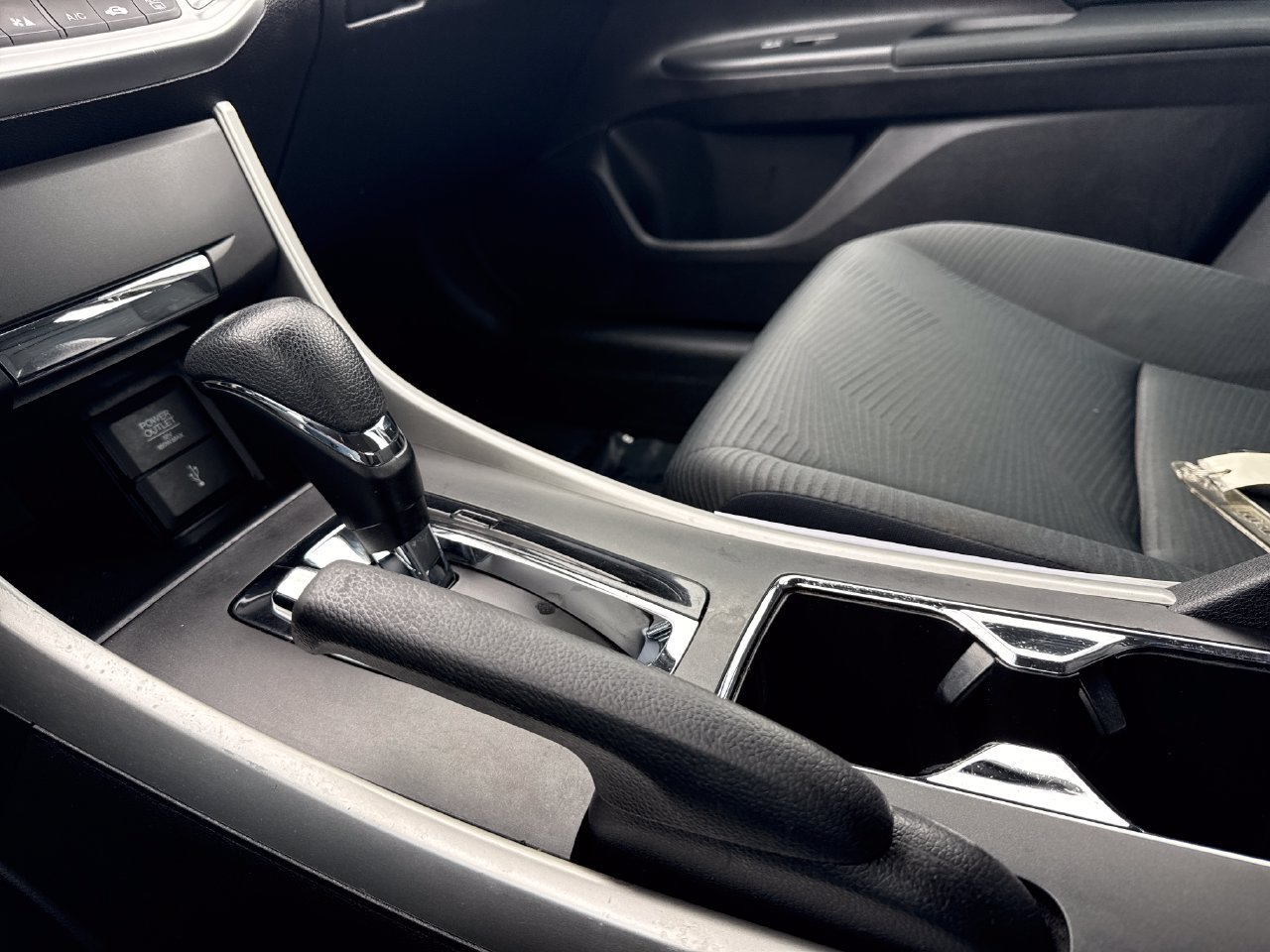 Used 2015 Honda Accord LX image 21