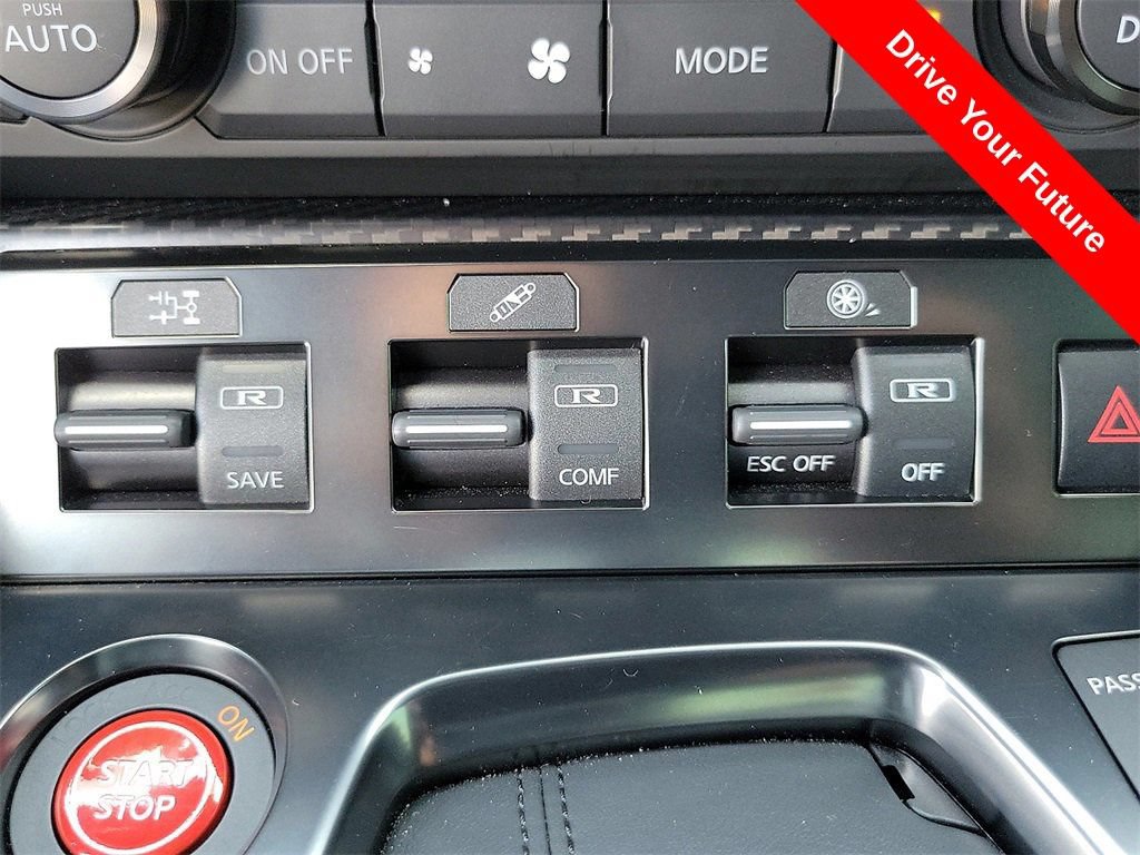 Used 2024 Nissan GT-R Premium w/ Premium Interior Package AWD/4WD image 14
