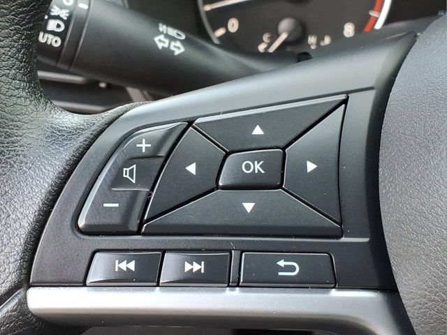 Used 2024 Nissan Altima 2.5 SV FWD image 22