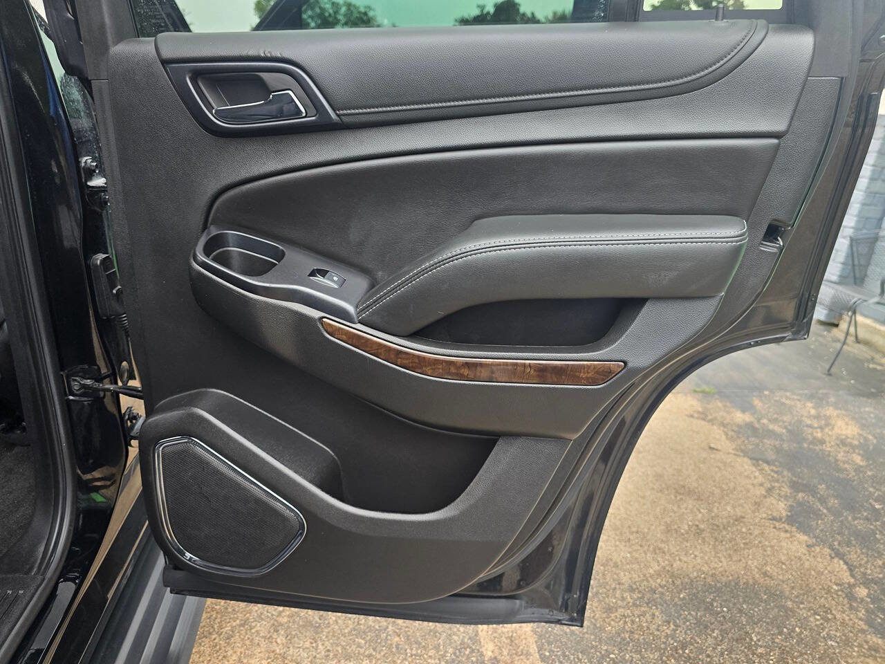 Used 2018 Chevrolet Tahoe LS image 22