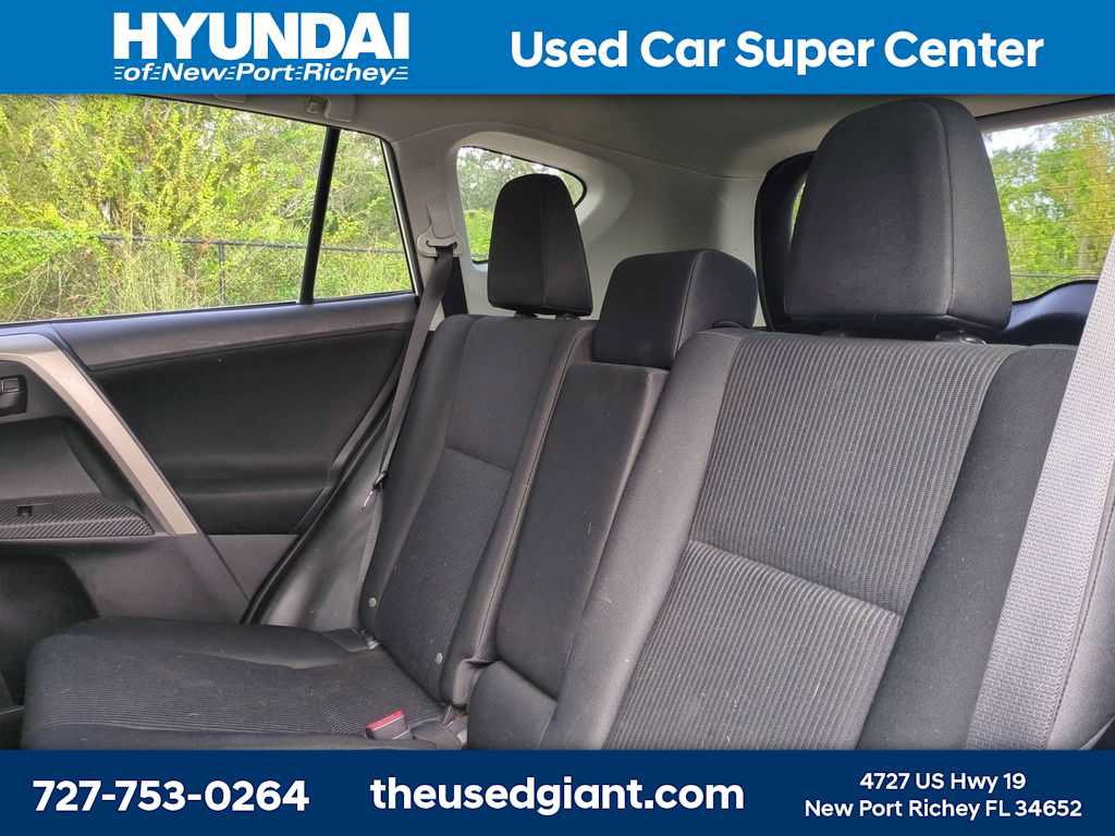 Used 2014 Toyota RAV4 LE AWD/4WD image 14