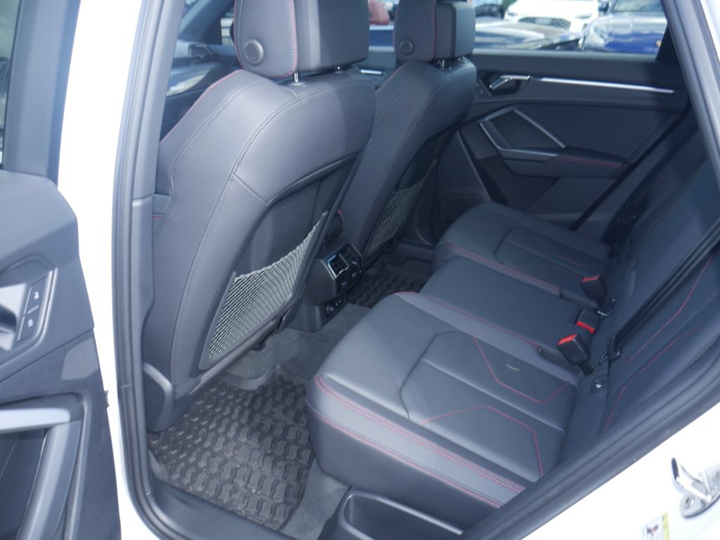 Certified 2025 Audi Q3 2.0T Premium Plus AWD/4WD image 21