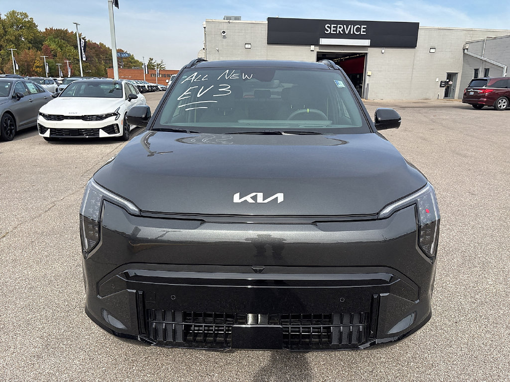 New 2027 Kia EV3 GT AWD/4WD image 3