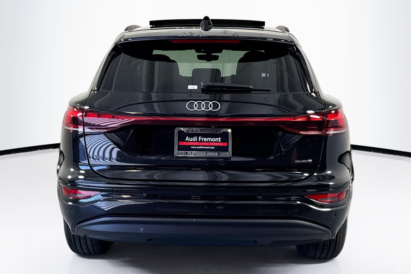 New 2027 Audi Q6 e-tron Premium AWD/4WD image 6
