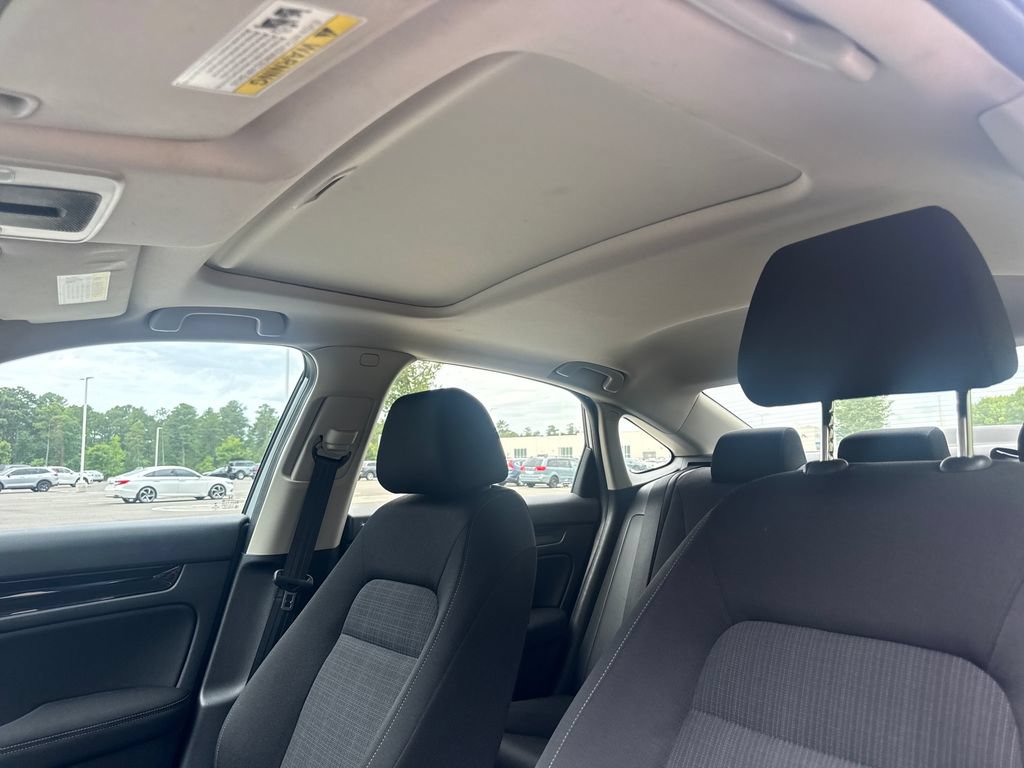 Used 2022 Honda Civic EX image 30