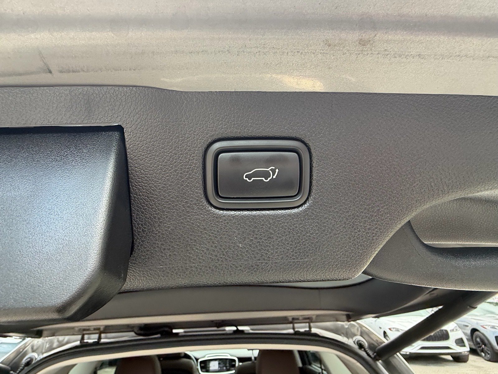 Used 2019 Kia Sorento SX w/ SX Touring Package FWD image 16