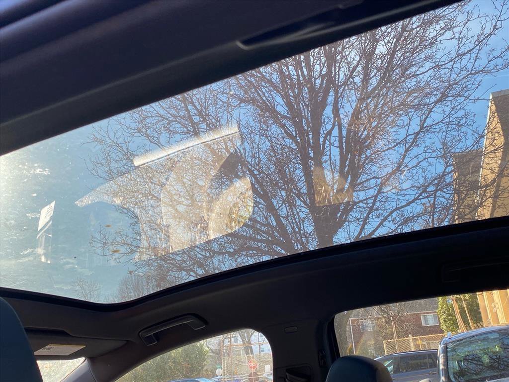 Certified 2021 Volkswagen ID.4 Pro S image 18