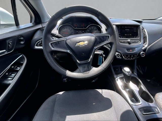 Used 2019 Chevrolet Cruze LS image 7