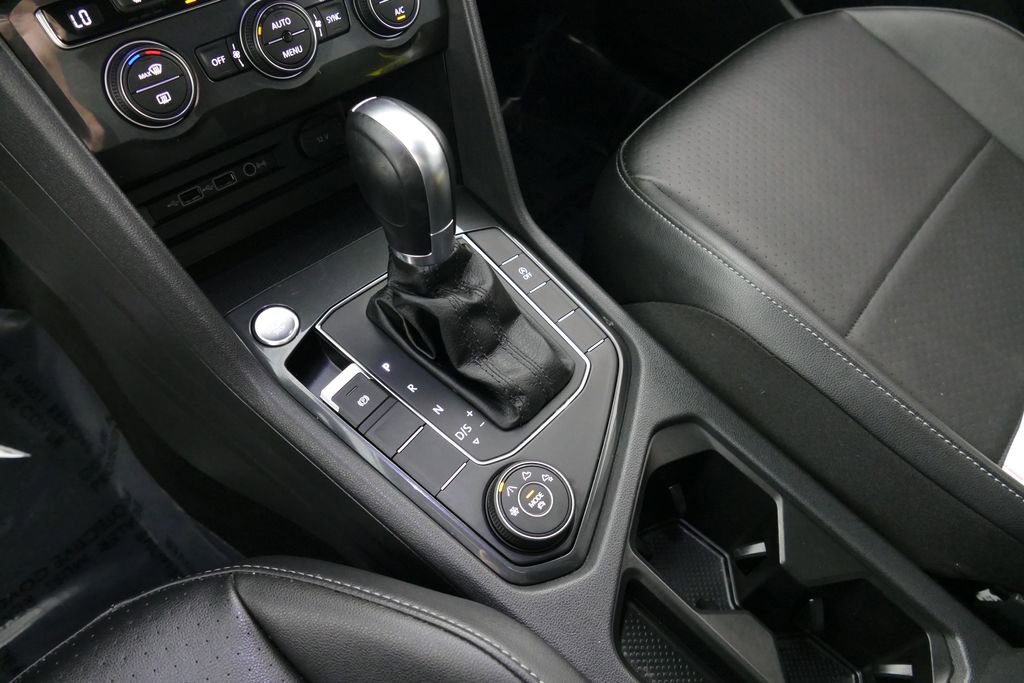 Used 2019 Volkswagen Tiguan S AWD/4WD image 11