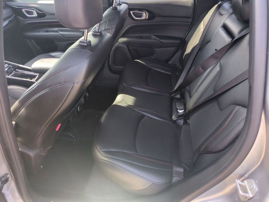 Used 2023 Jeep Compass Trailhawk image 25