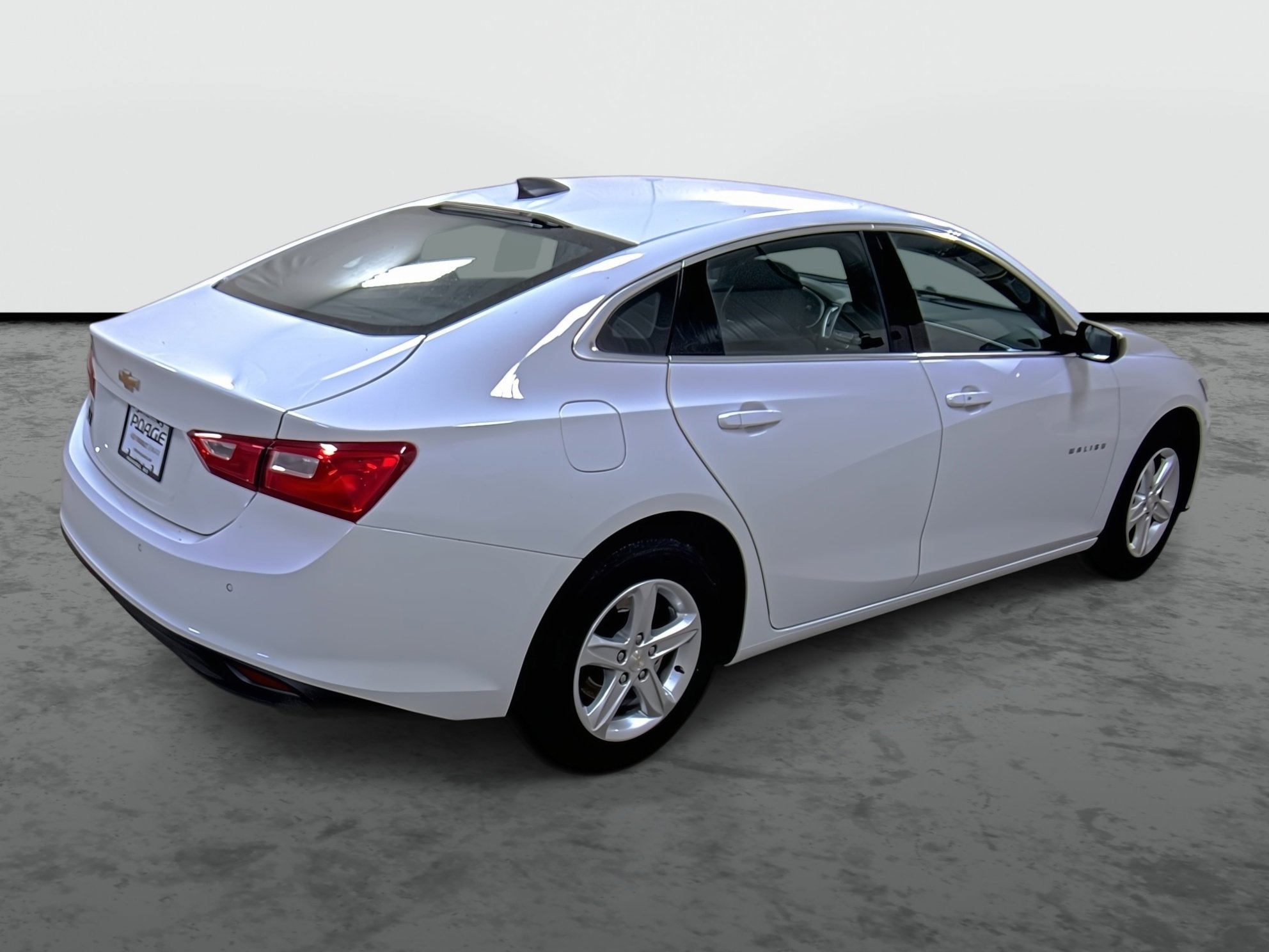 Used 2023 Chevrolet Malibu LS w/ Driver Confidence Package image 4