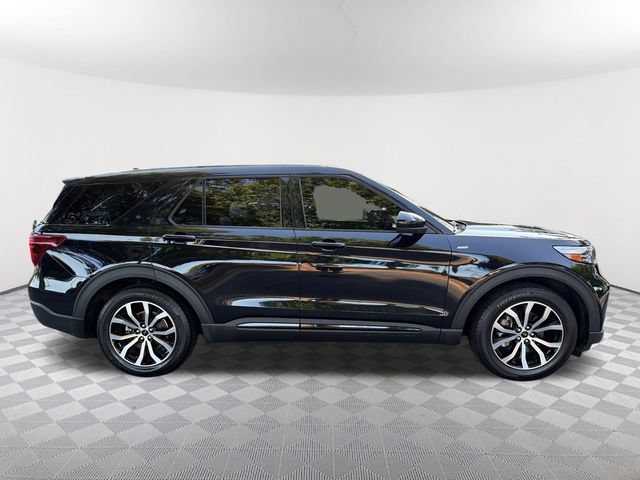 Used 2022 Ford Explorer ST-Line w/ Class IV Trailer Tow Package RWD image 4
