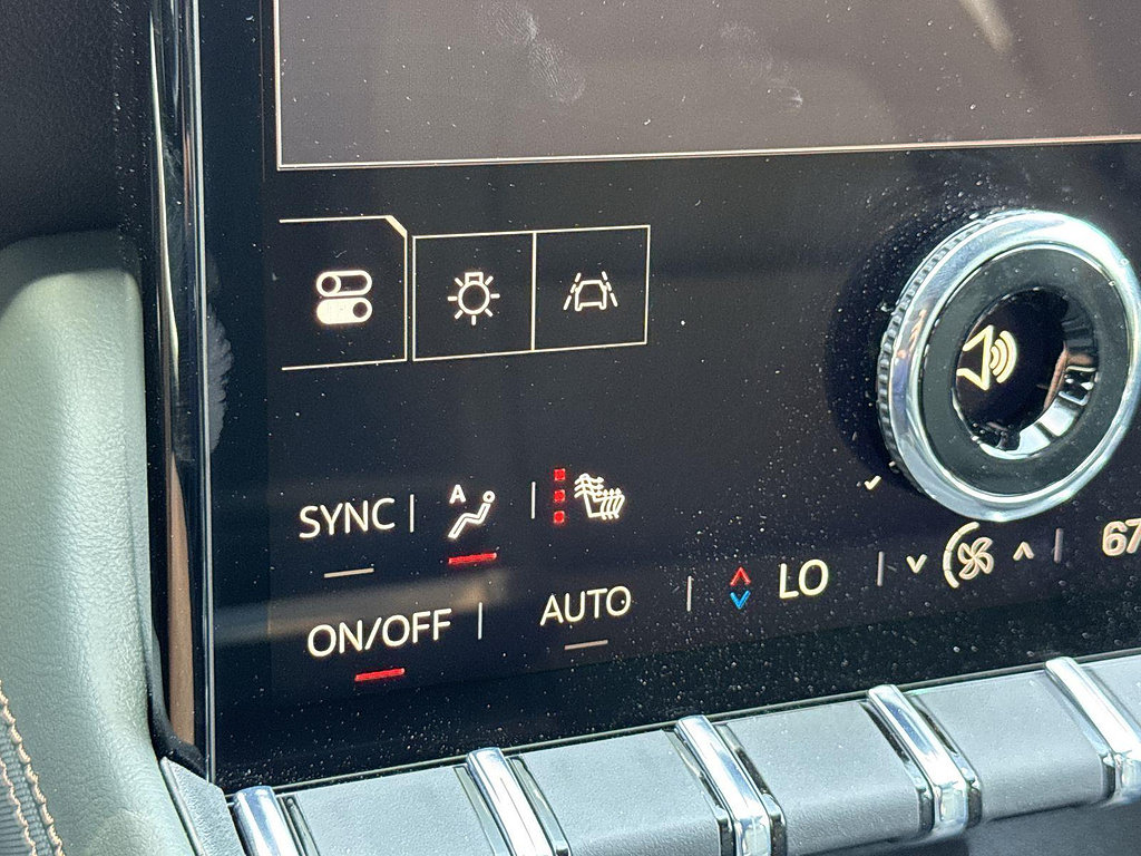 New 2026 GMC Terrain AT4 w/ Technology Package II AWD/4WD image 17