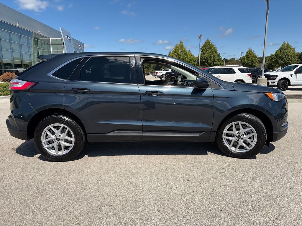 Used 2024 Ford Edge SEL w/ Convenience Package AWD/4WD image 8