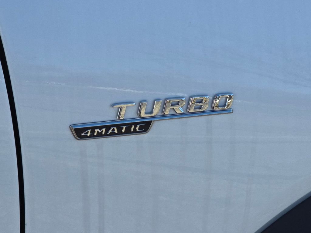 New 2025 Mercedes-Benz GLB 35 AMG 4MATIC image 5