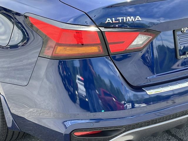 Used 2021 Nissan Altima 2.5 SR FWD image 6