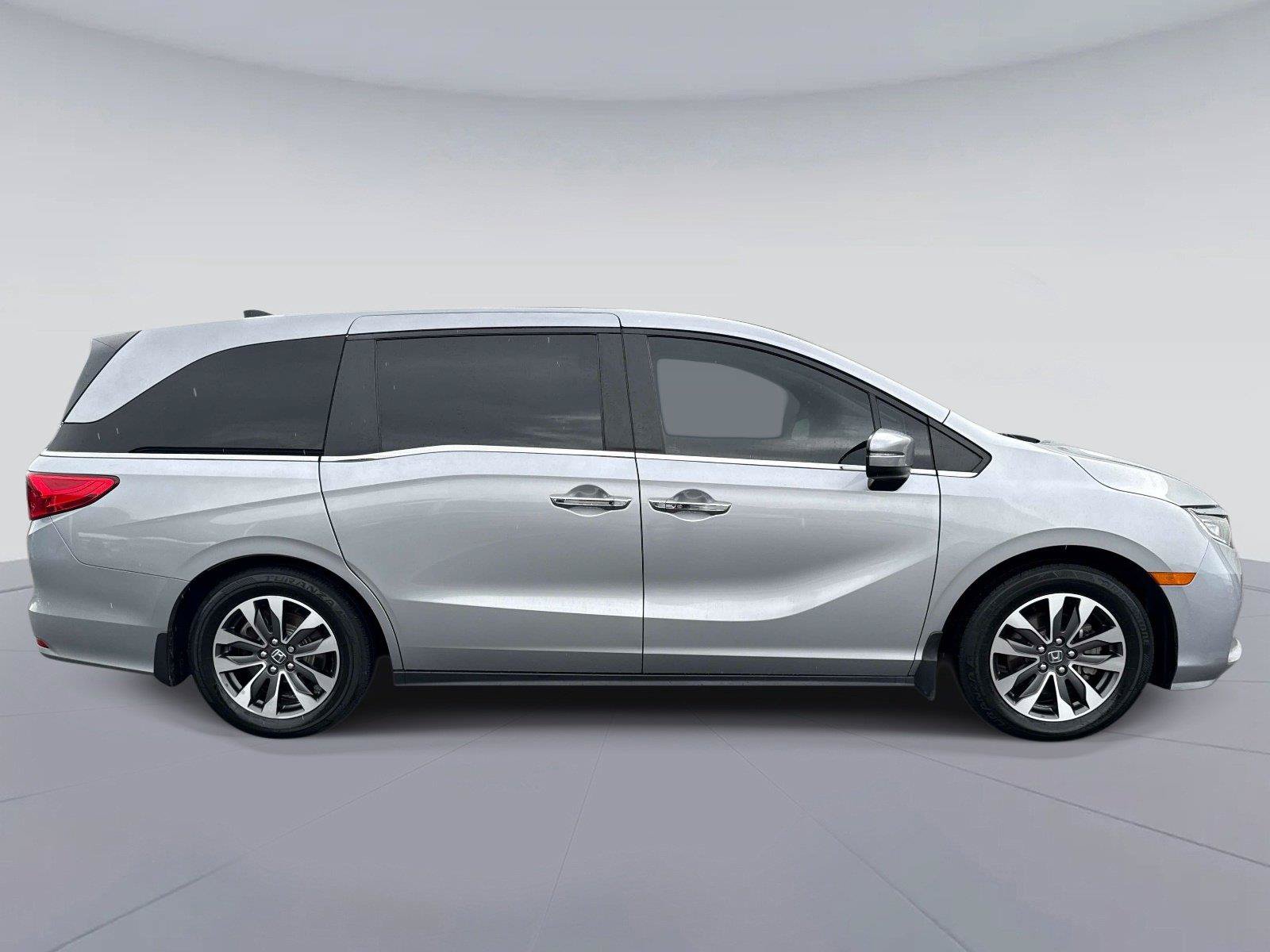 Certified 2023 Honda Odyssey EX-L image 2