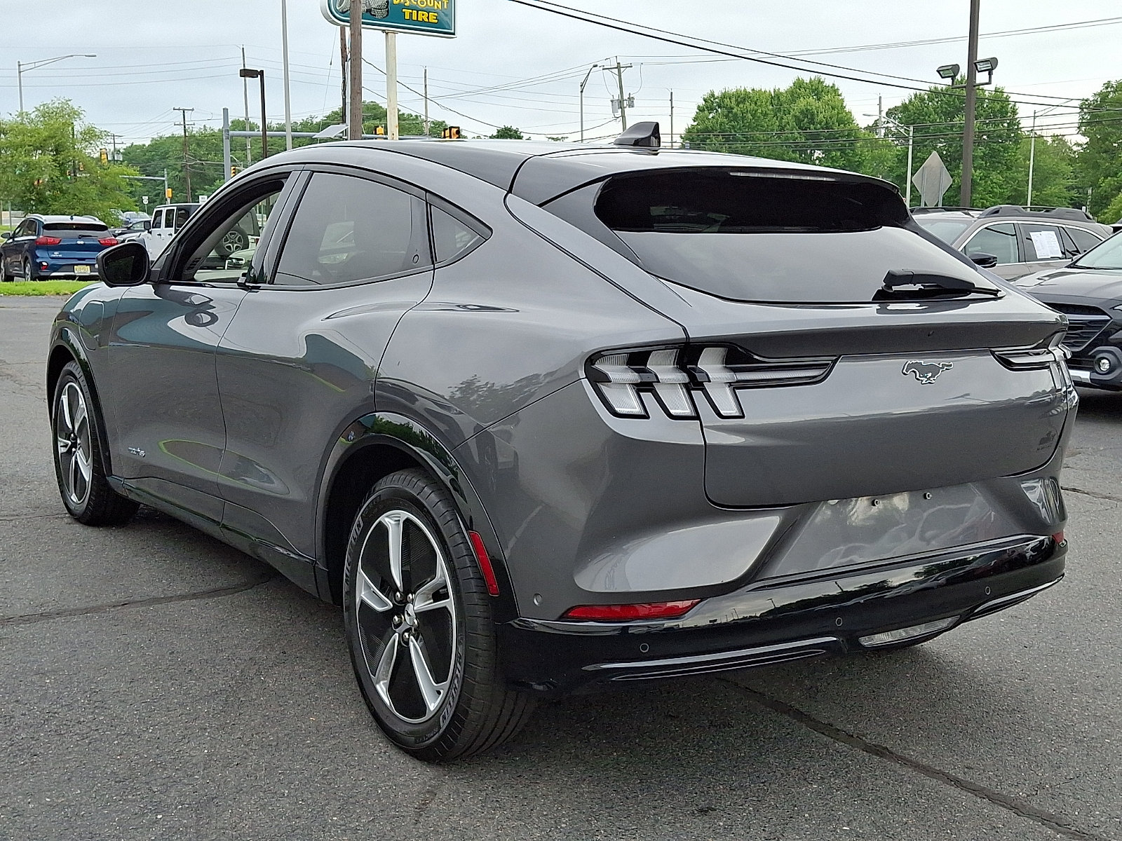Used 2023 Ford Mustang Mach-E Premium AWD/4WD image 4