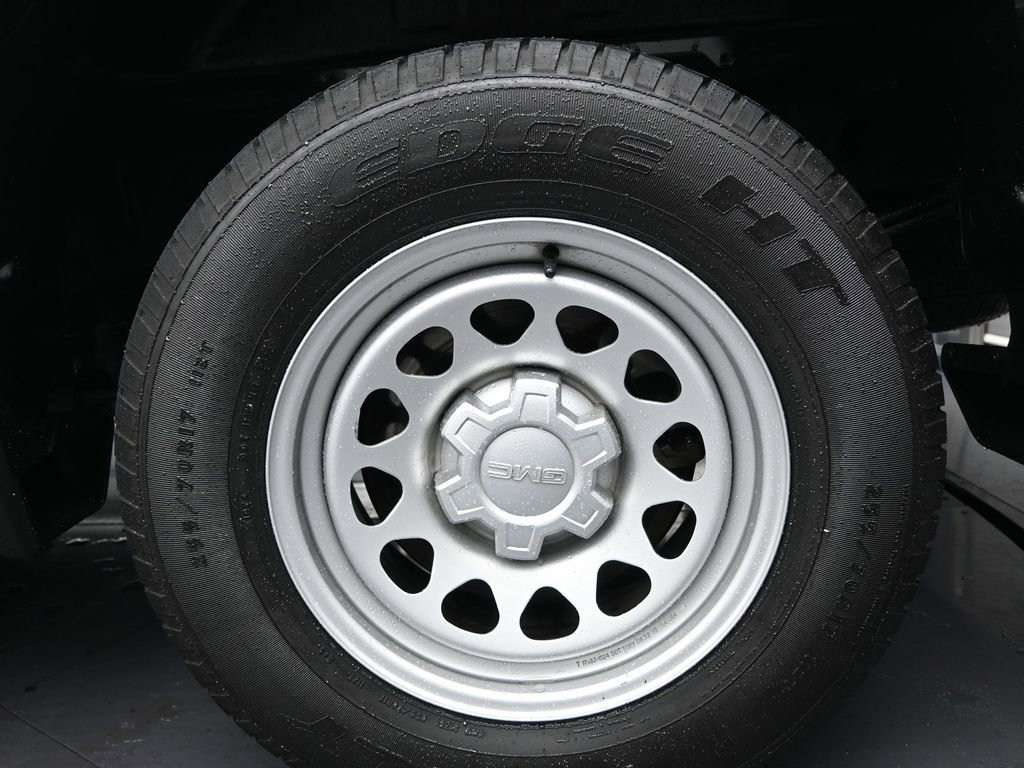 Used 2020 GMC Sierra 1500 2WD Crew Cab w/ Sierra Value Package image 10