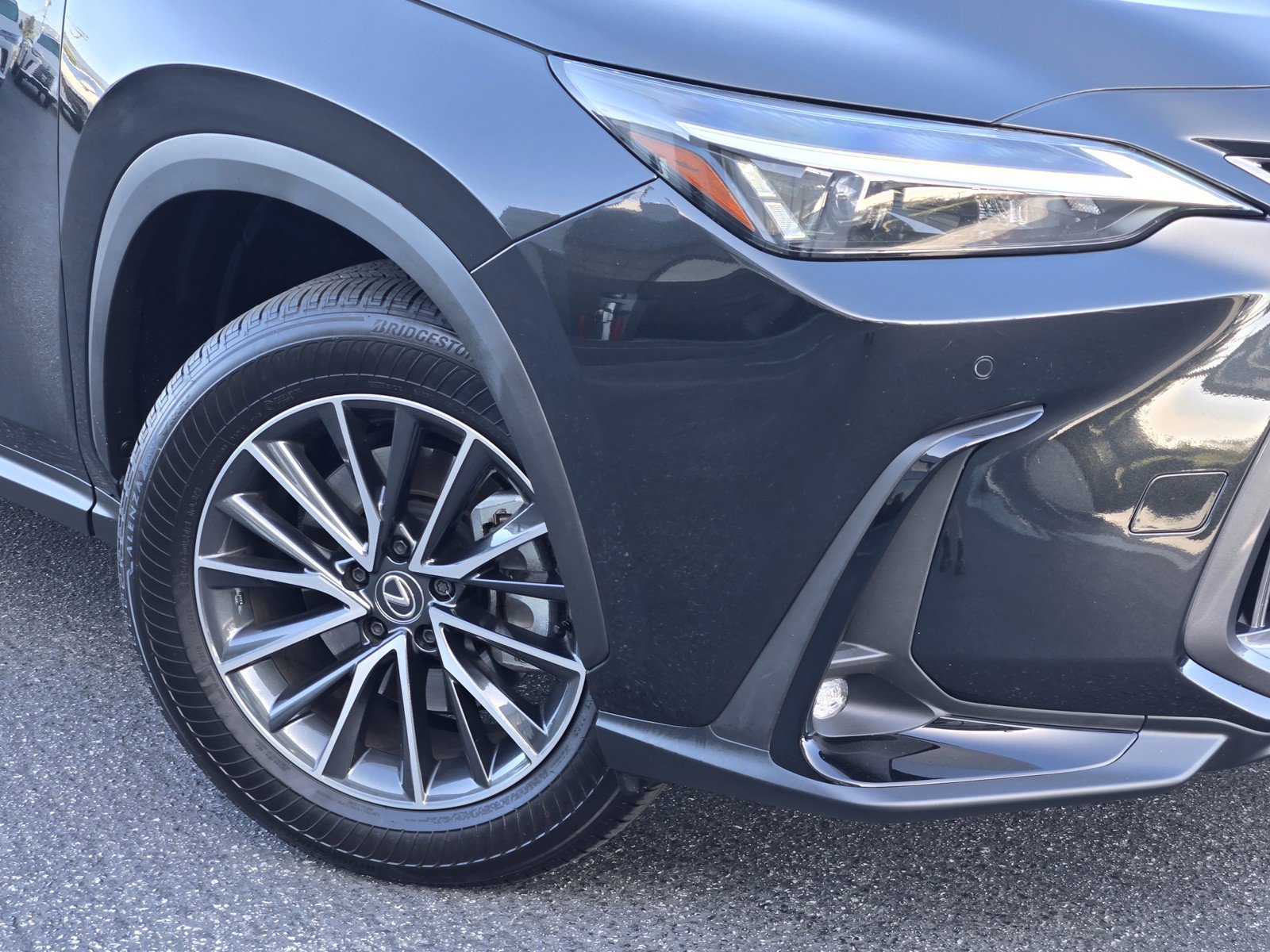 Used 2025 Lexus NX 350h AWD w/ Cold Area Package image 9