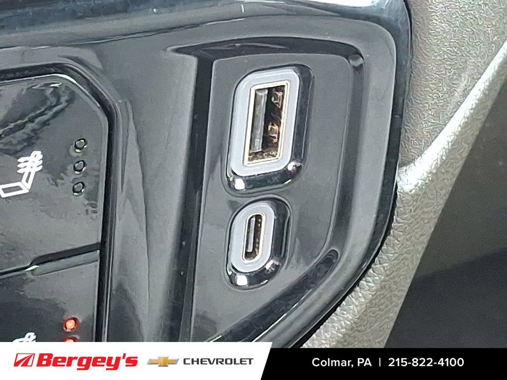Certified 2025 Chevrolet Silverado 1500 LT AWD/4WD image 29