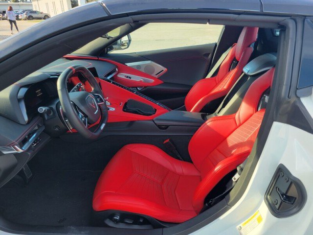Used 2024 Chevrolet Corvette Z06 RWD image 13