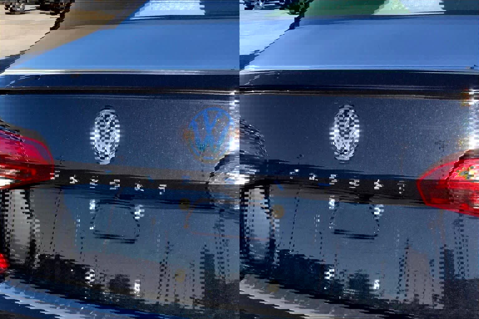 Used 2022 Volkswagen Passat 2.0T SE FWD image 27