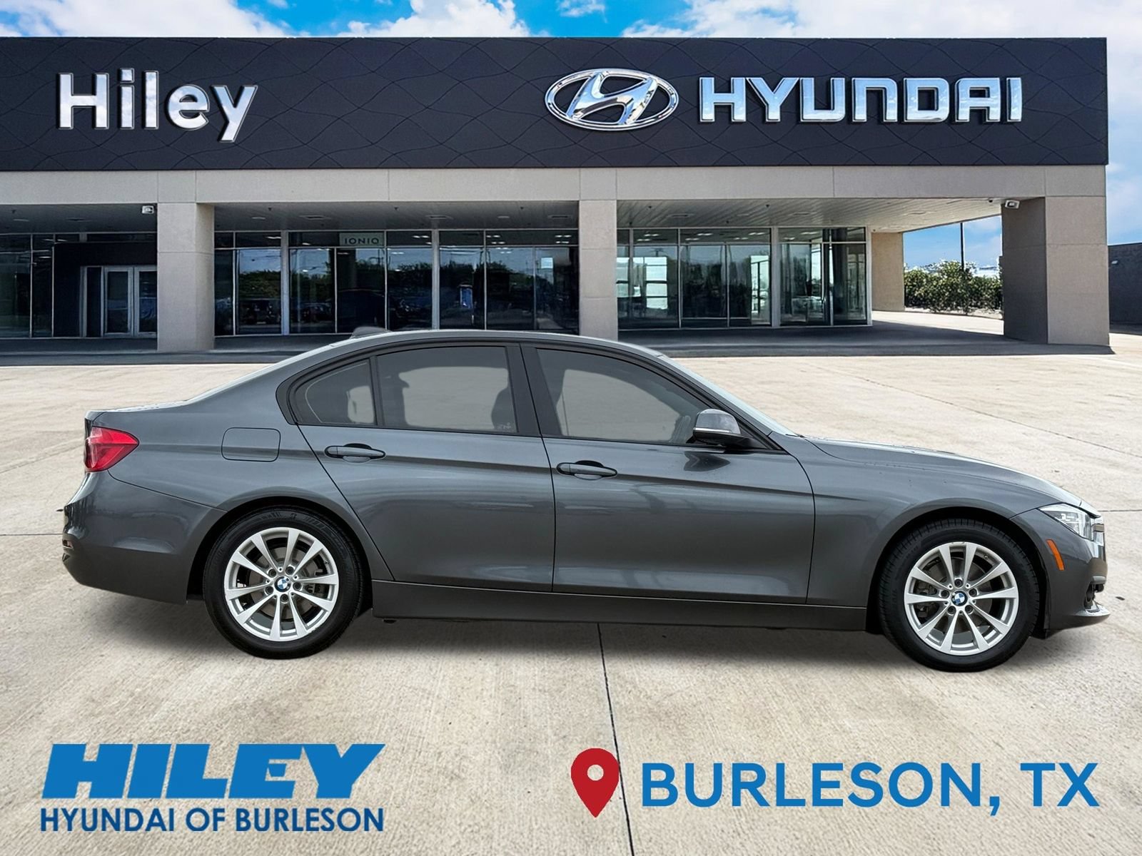 Used 2018 BMW 320i Sedan RWD image 3