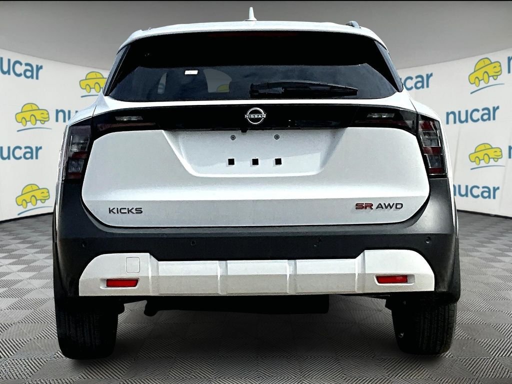 New 2025 Nissan Kicks SR AWD/4WD image 6