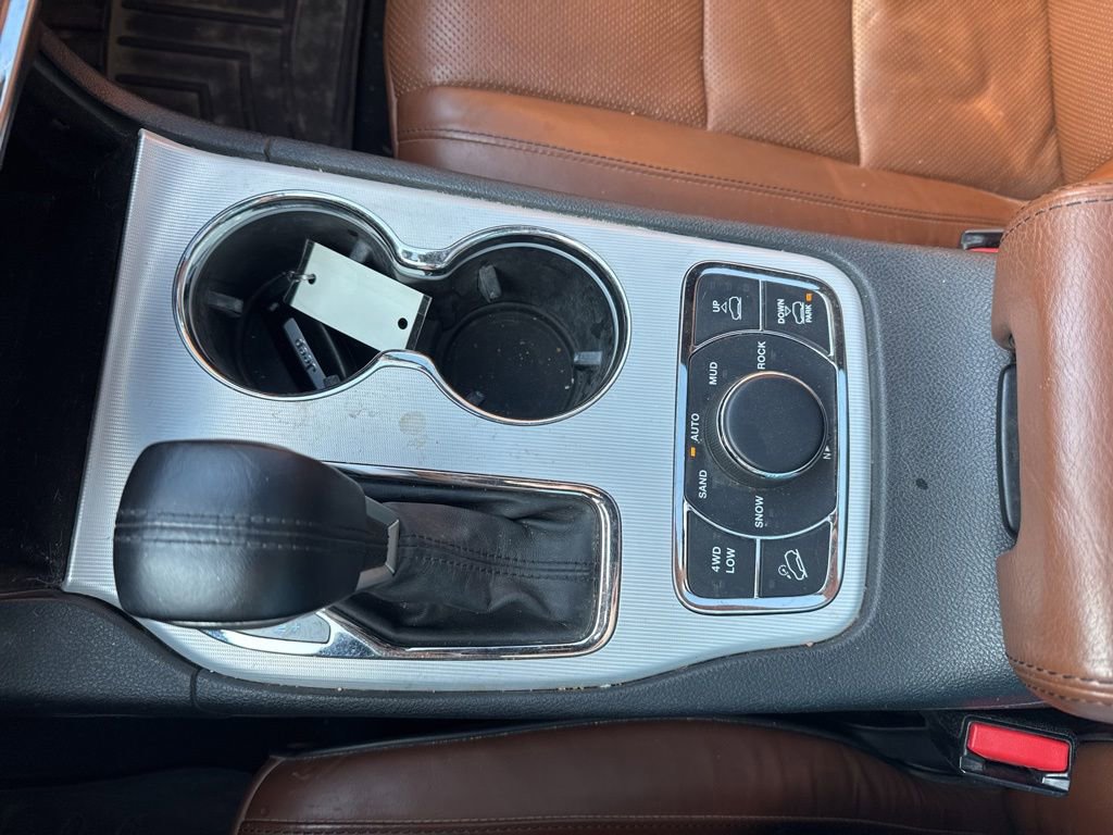 Used 2018 Jeep Grand Cherokee Summit AWD/4WD image 26
