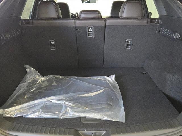 New 2025 MAZDA CX-5 Signature image 13