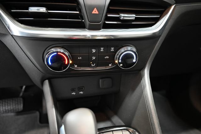 Used 2024 Buick Encore GX Preferred w/ Comfort Package image 17