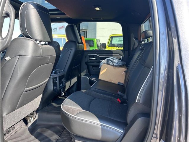 New 2025 RAM 2500 Laramie image 8