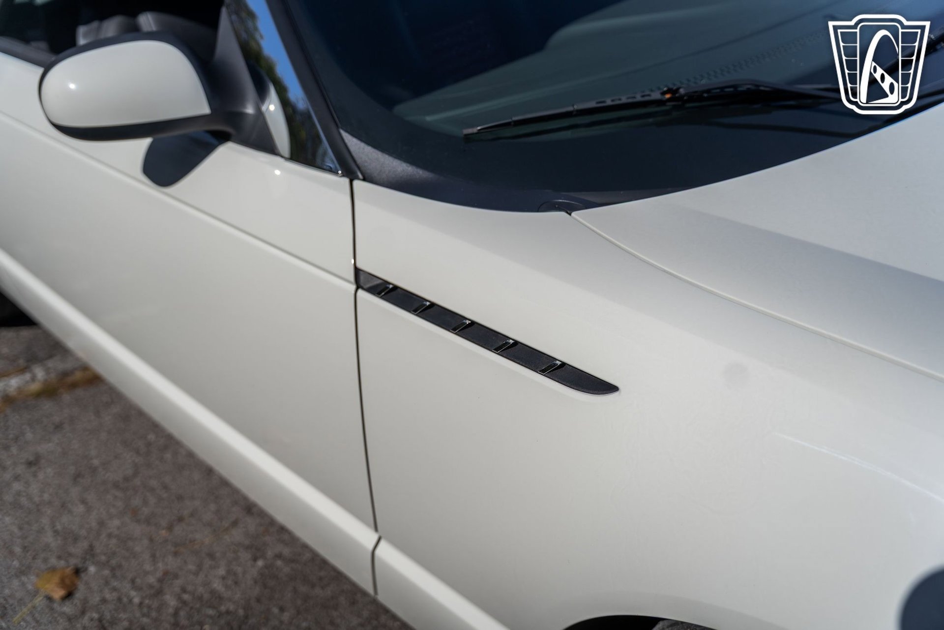 Used 2002 Ford Thunderbird image 40