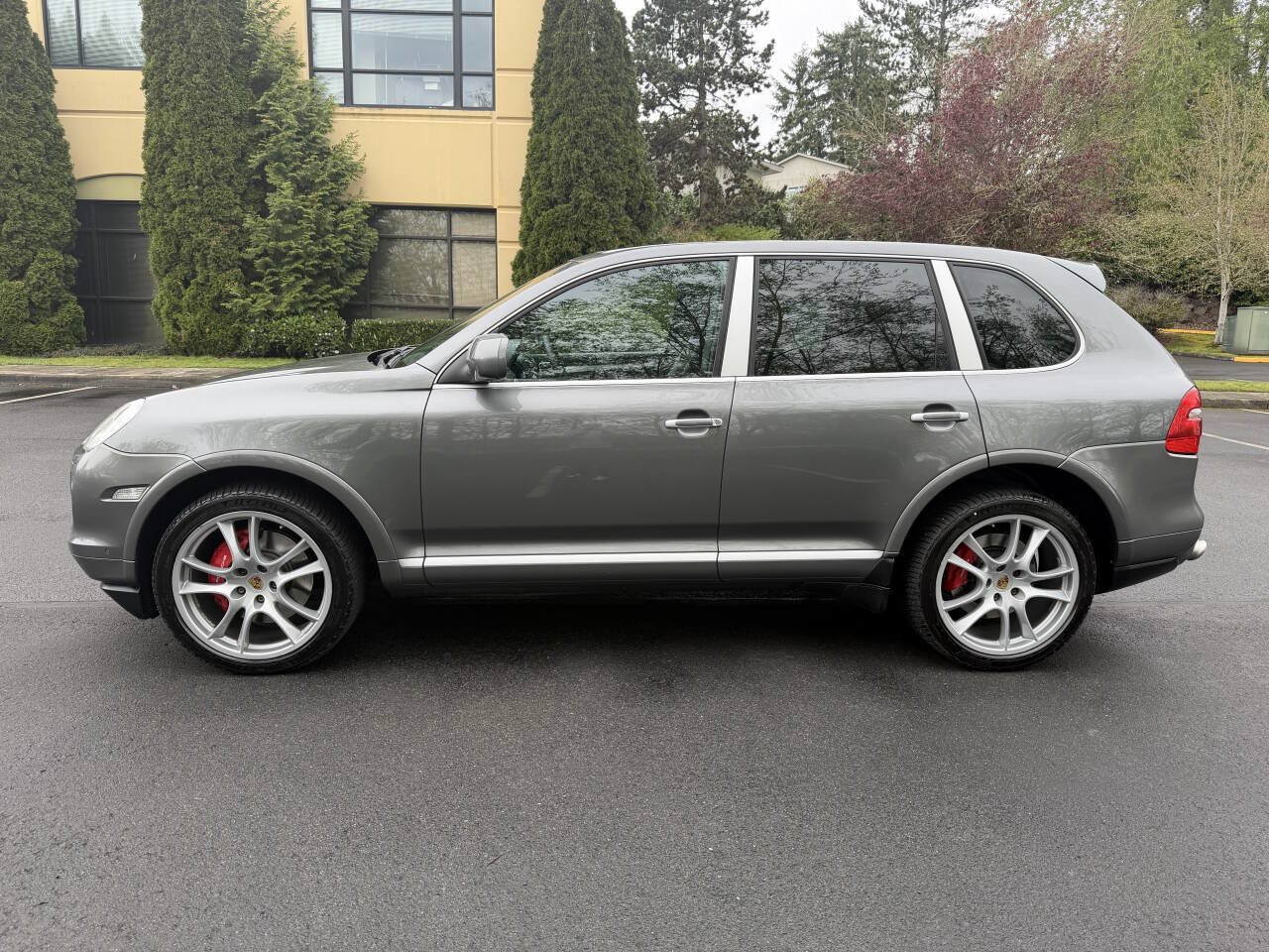 Used 2008 Porsche Cayenne Turbo AWD/4WD image 10