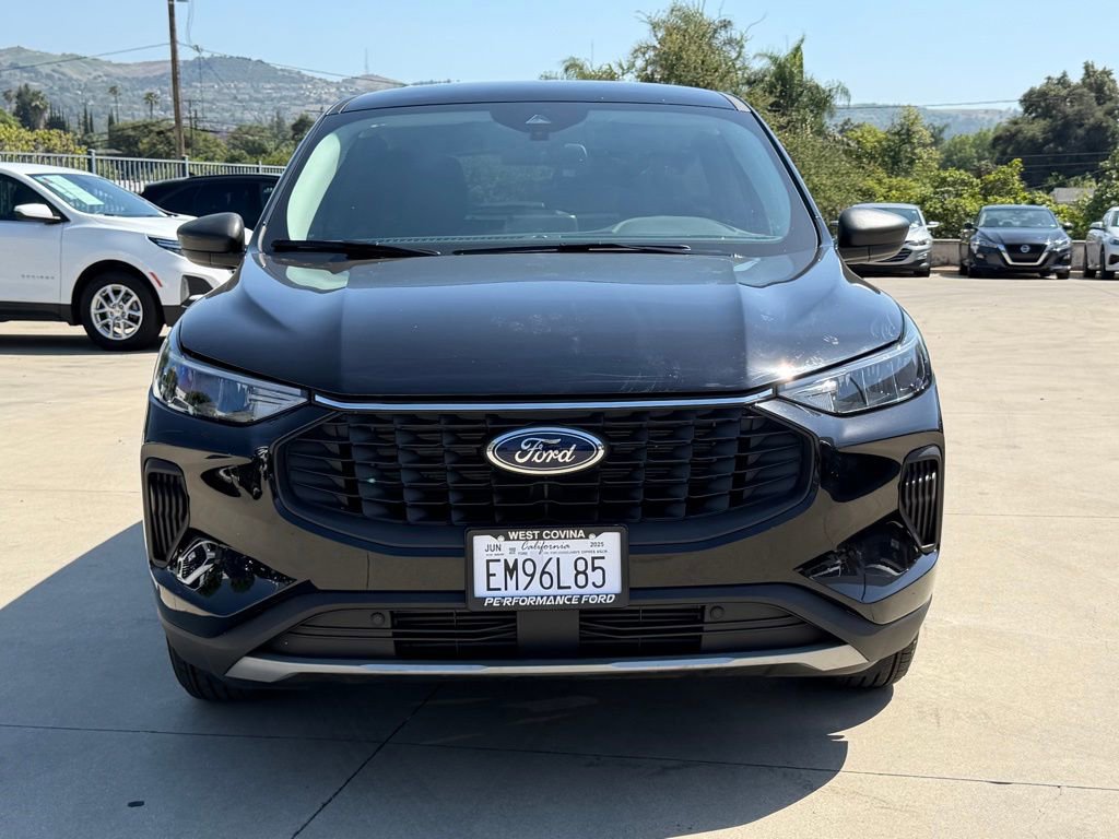 New 2025 Ford Escape Active FWD image 3