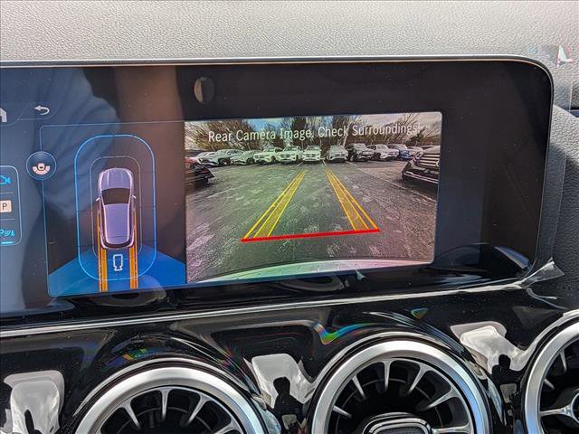 New 2026 Mercedes-Benz GLA 35 AMG 4MATIC image 13