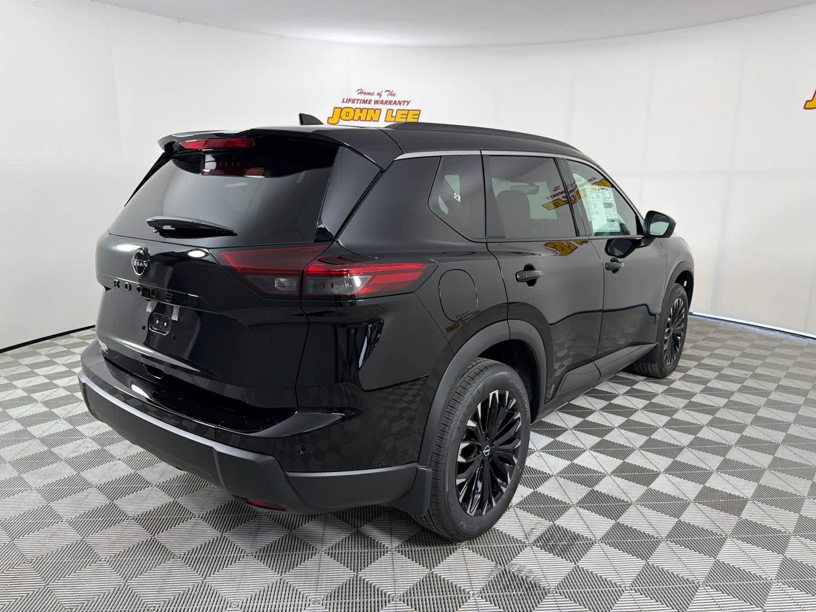 New 2026 Nissan Rogue Dark Armor FWD image 6