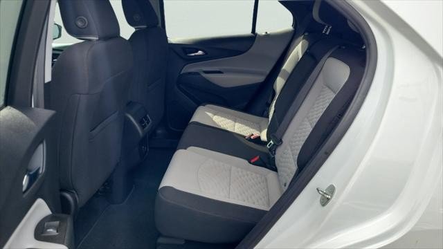 Used 2021 Chevrolet Equinox LS w/ LS Convenience Package FWD image 18