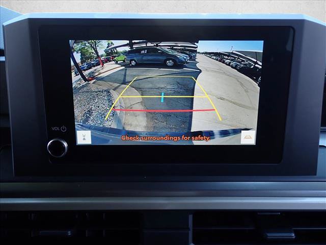 Certified 2025 Toyota Tacoma SR5 AWD/4WD image 16