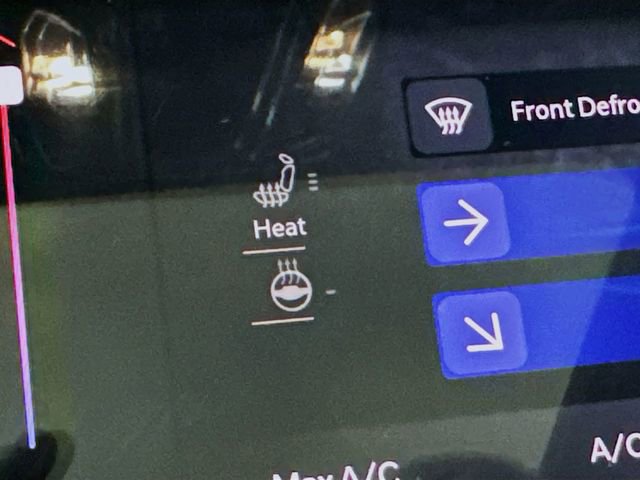 Used 2024 Jeep Grand Cherokee Limited w/ Black Appearance Package image 25