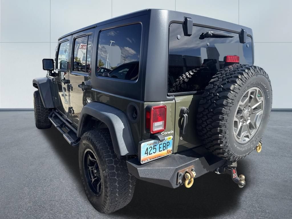 Used 2015 Jeep Wrangler Unlimited Rubicon w/ Max Tow Package AWD/4WD image 3