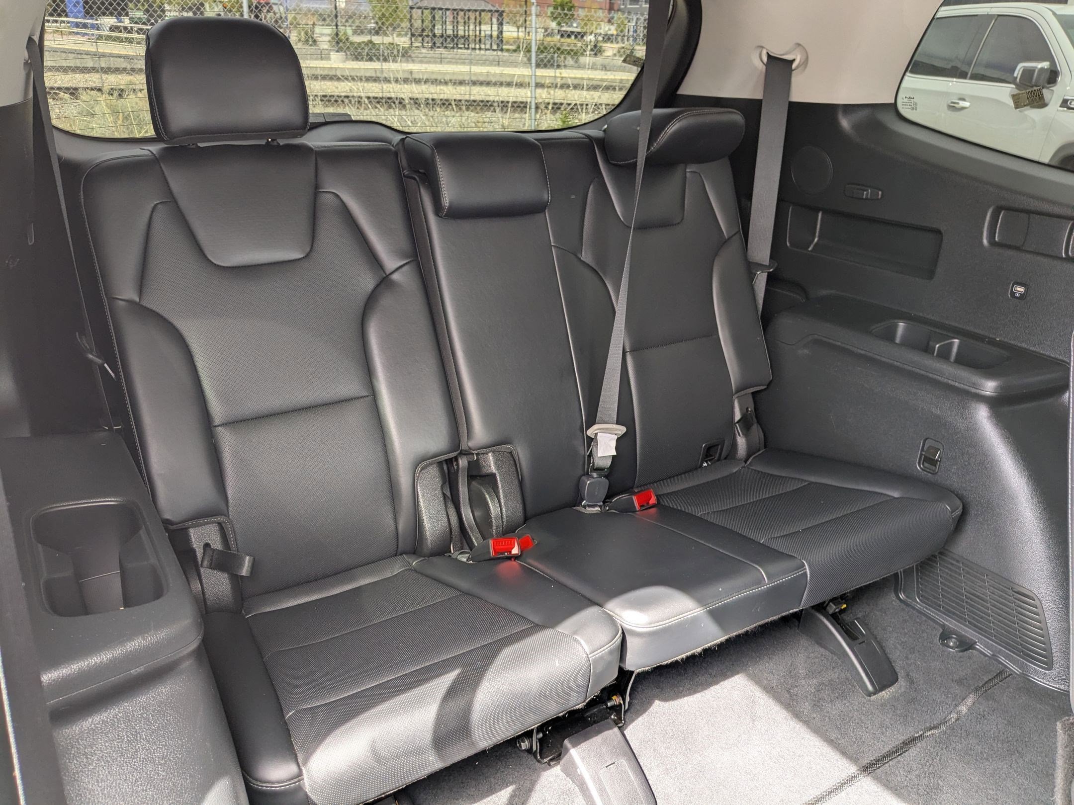 Certified 2022 Kia Telluride SX w/ SX Prestige Package image 28